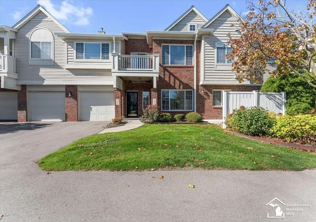 Photo 1 of Sale Pending at 23033 Fairlane Blvd, Woodhaven, MI 48183 | MLS# 57050225747 | Listing updated on 2026-10-29