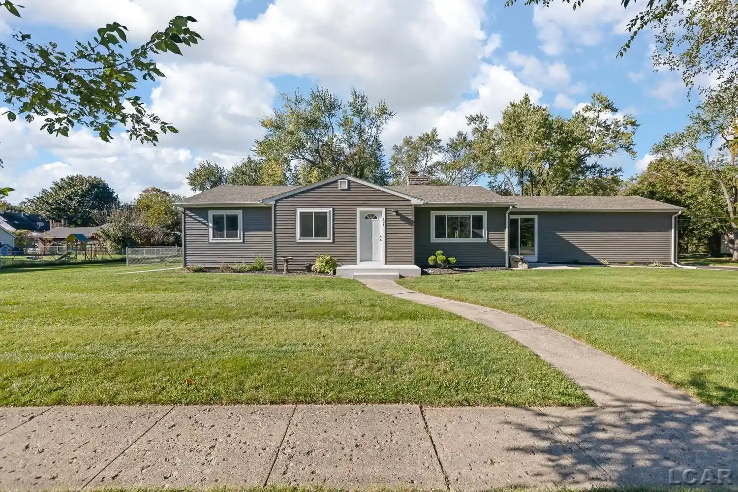Photo 1 of Single family home for sale at 704 Tecumseh Rd, Clinton, MI 49236 | MLS# 56050225755 | Listing updated on 2026-10-23