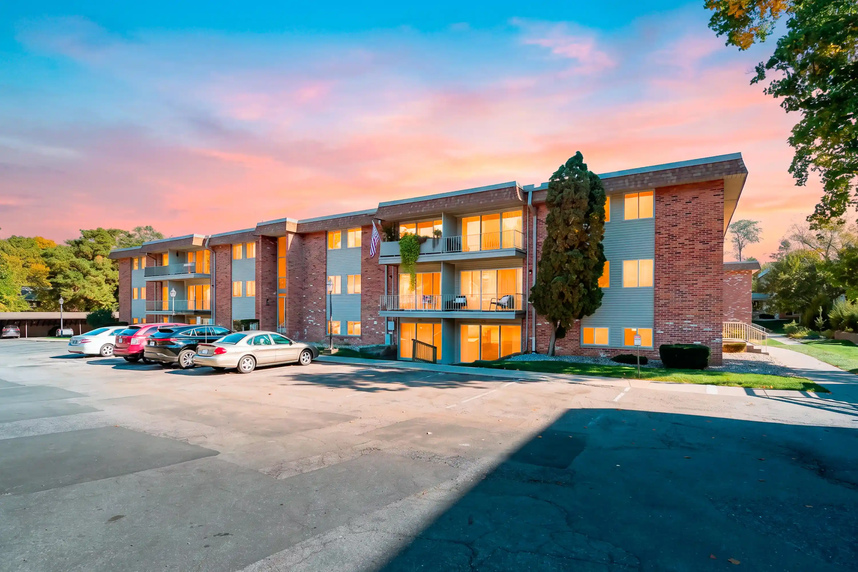 Condo for sale at 742 W Kilgore Rd #107, KalamazooCity_Kalamazoo, MI 49008 | MLS# 66026056409