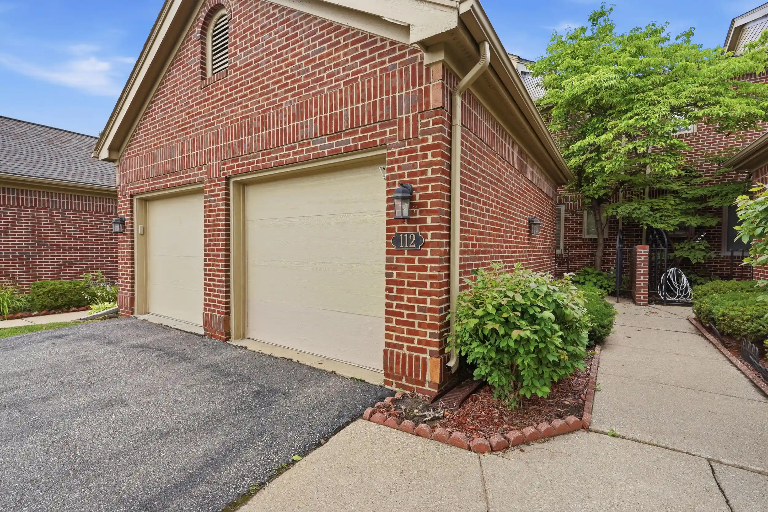 Photo 1 of Condo for sale at 112 Ponds View Dr, Ann Arbor City Washtenaw, MI 48103 | MLS# 81026056408 | Listing updated on 2026-10-24