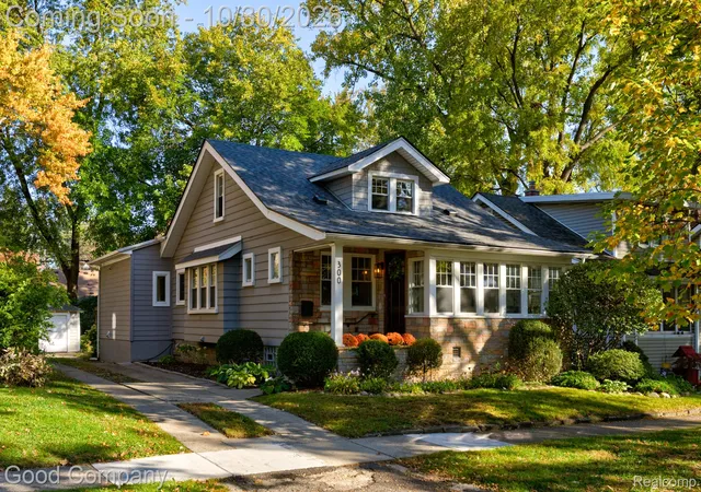 Photo 1 of Single family home for sale at 300 Leroy St, Ferndale, MI 48220 | MLS# 20261086032 | Listing updated on 2026-10-30