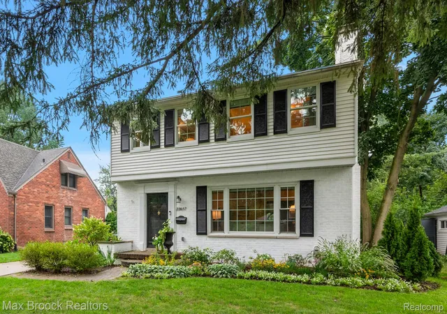 Single family home for sale at 31617 Auburn Dr, Beverly Hills, MI 48025 | MLS# 20261086036