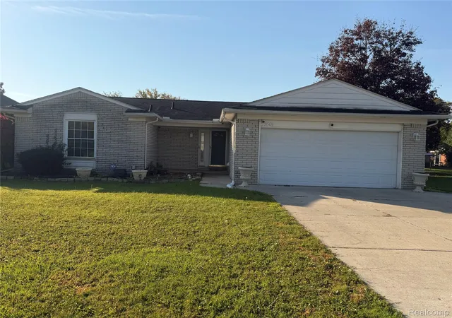 Photo 1 of Single family home for sale at 22043 Hallcroft Ln, Southfield, MI 48034 | MLS# 20261086097 | Listing updated on 2026-10-29