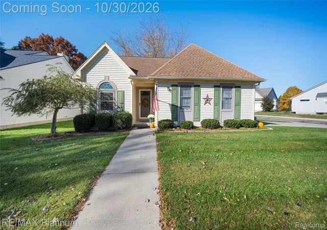 Photo 1 of Single family home for sale at 510 Ml Pond Dr, Fenton, MI 48430 | MLS# 20261086123 | Listing updated on 2026-10-30