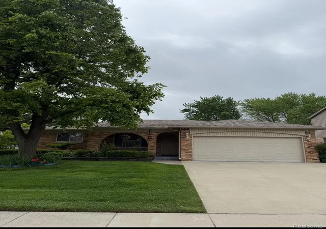 Photo 1 of Single family home for sale at 47851 Goldridge Ln, Macomb, MI 48044 | MLS# 20261086162 | Listing updated on 2026-10-25