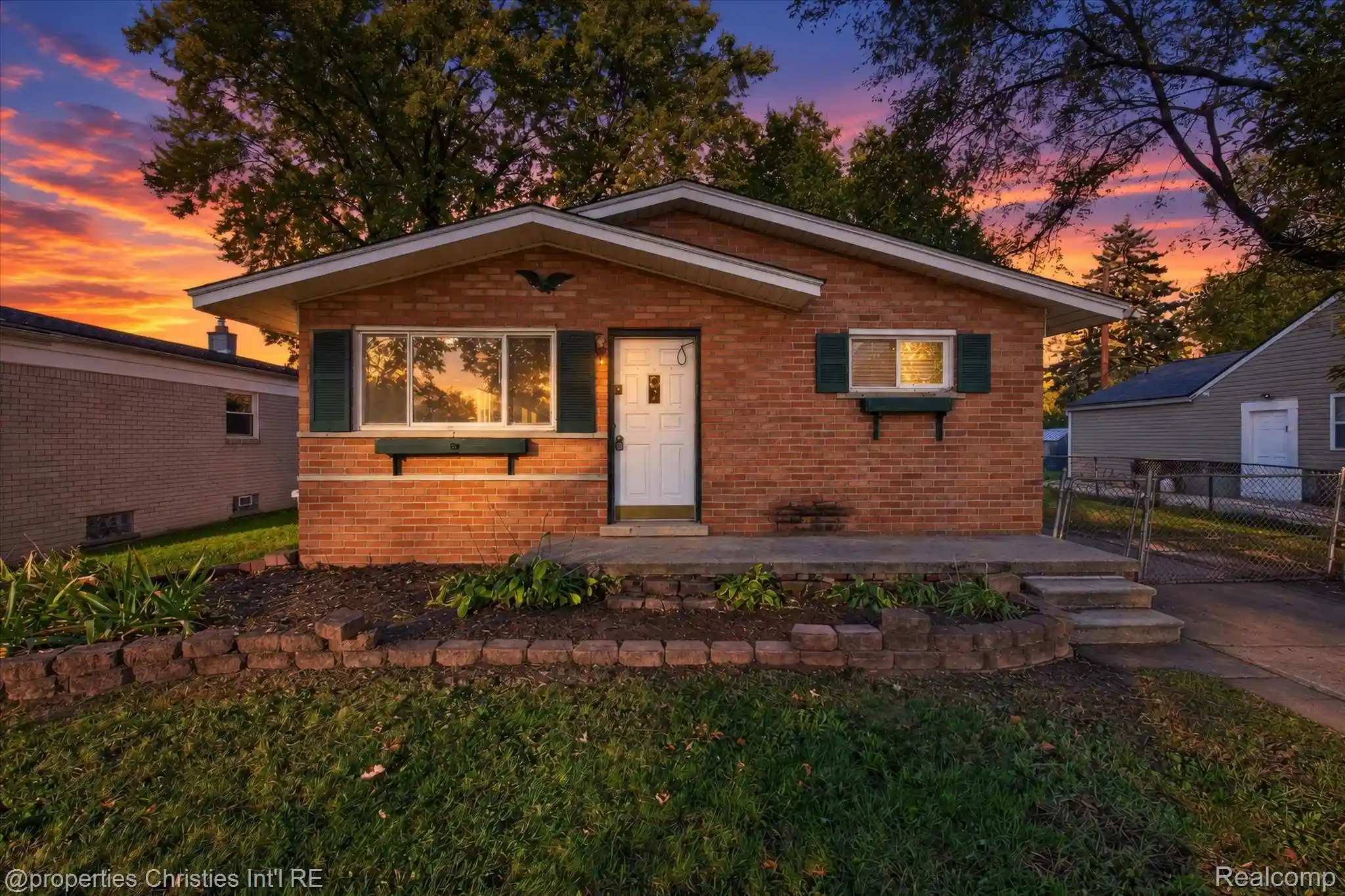 Photo 1 of Single family home for sale at 19189 Inkster Rd, Livonia, MI 48152 | MLS# 20261086164 | Listing updated on 2026-10-24