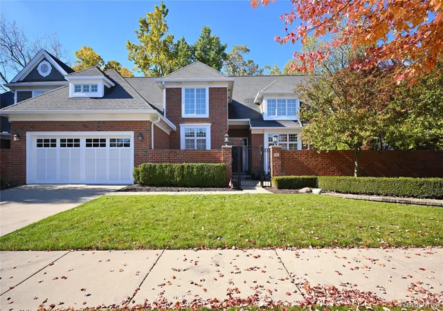 Photo 1 of Condo for sale at 3877 Appaloosa Dr, Troy, MI 48084 | MLS# 20261086172 | Listing updated on 2026-10-29