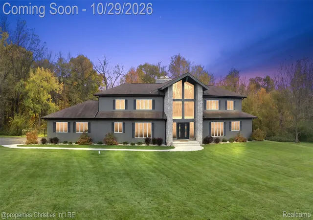 Photo 1 of Single family home for sale at 9551 Oak Pointe Ln, Northville, MI 48167 | MLS# 20261086189 | Listing updated on 2026-10-29