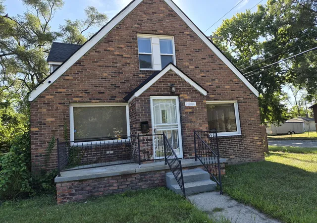 Photo 1 of Single family home for sale at 21004 Reimanville Ave, Ferndale, MI 48220 | MLS# 81026056633 | Listing updated on 2026-10-30