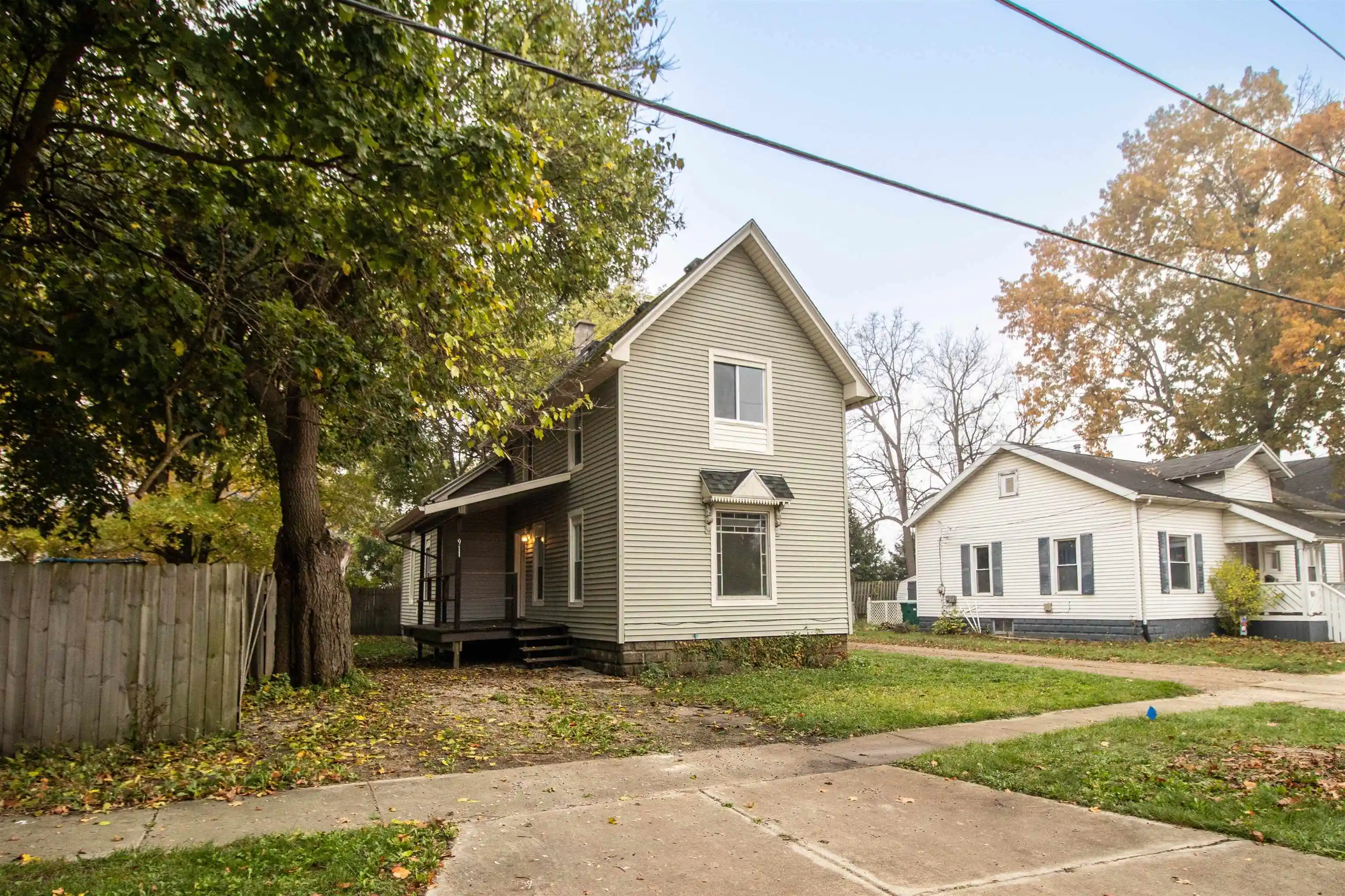 Photo 1 of Single family home for sale at 911 Beehler St, Owosso, MI 48867 | MLS# 5050225849 | Listing updated on 2026-10-23