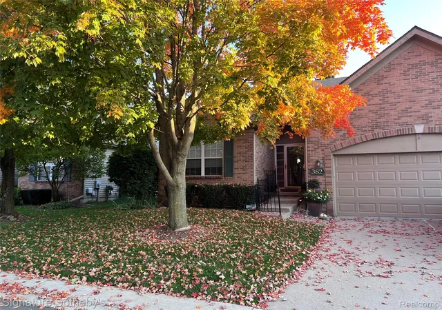 Photo 1 of Condo for sale at 382 Winslow Cir #3, Commerce Township, MI 48390 | MLS# 20261086271 | Listing updated on 2026-10-27