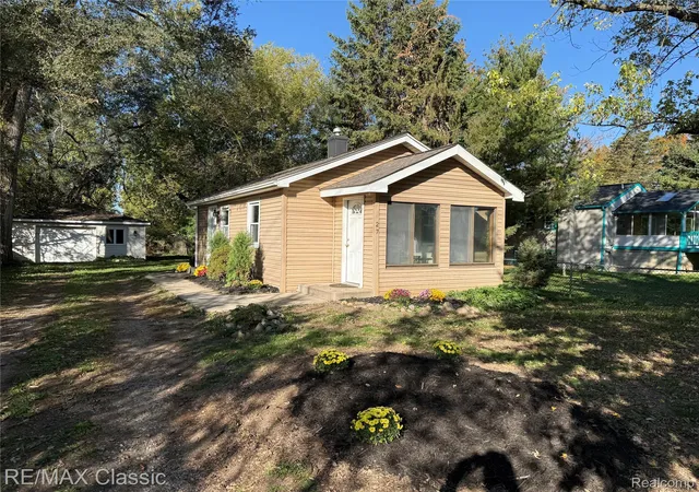 Single family home for sale at 27 Shotwell St, White Lake, MI 48386 | MLS# 20261086311