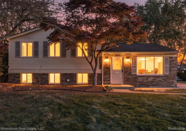 Photo 1 of Single family home for sale at 3417 Rowland Ct, Troy, MI 48083 | MLS# 20261086342 | Listing updated on 2026-10-25