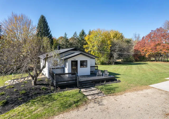 Photo 1 of Sale Pending at 6895 11 Mile Rd Ne, Rockford, MI 49341 | MLS# 65026056748 | Listing updated on 2026-10-30