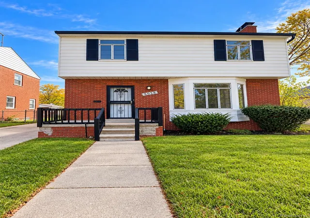 Photo 1 of Single family home for sale at 8028 Middlepoint St, Detroit, MI 48204 | MLS# 20261086412 | Listing updated on 2026-10-26