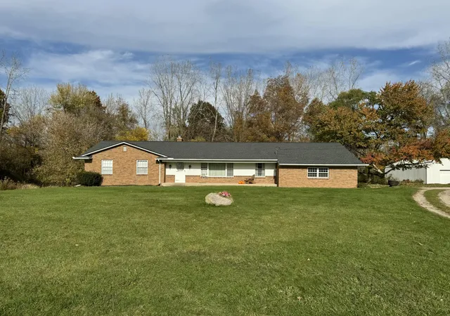 Single family home for sale at 2800 NW Bristol Ave, Grand Rapids, MI 49544 | MLS# 65026056792