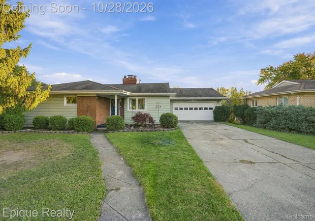 Photo 1 of Single family home for sale at 12407 Hillcrest Dr, Grand Blanc, MI 48439 | MLS# 20261086429 | Listing updated on 2026-10-28