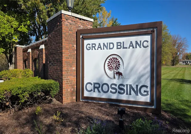 Photo 1 of Single family home for sale at 353 Horseshoe Ct, Grand Blanc, MI 48439 | MLS# 20261086463 | Listing updated on 2026-10-27