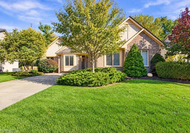 Photo 1 of Single family home for sale at 42170 Brianna Dr, Clinton Township, MI 48038 | MLS# 58050225932 | Listing updated on 2026-10-26