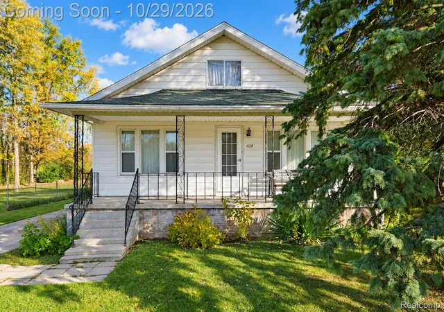 Photo 1 of Single family home for sale at 1128 W Stanley Rd, Mount Morris, MI 48458 | MLS# 20261086499 | Listing updated on 2026-10-29