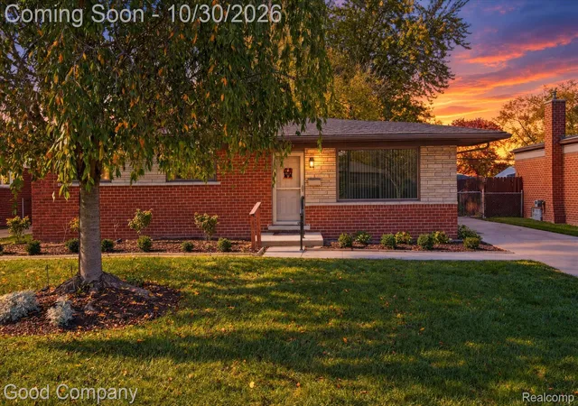 Photo 1 of Single family home for sale at 28421 Bradner Dr, Warren, MI 48088 | MLS# 20261086559 | Listing updated on 2026-10-30