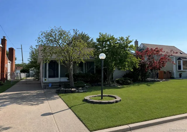 Photo 1 of Single family home for sale at 23113 Socia St, Saint Clair Shores, MI 48082 | MLS# 20261086570 | Listing updated on 2026-10-27