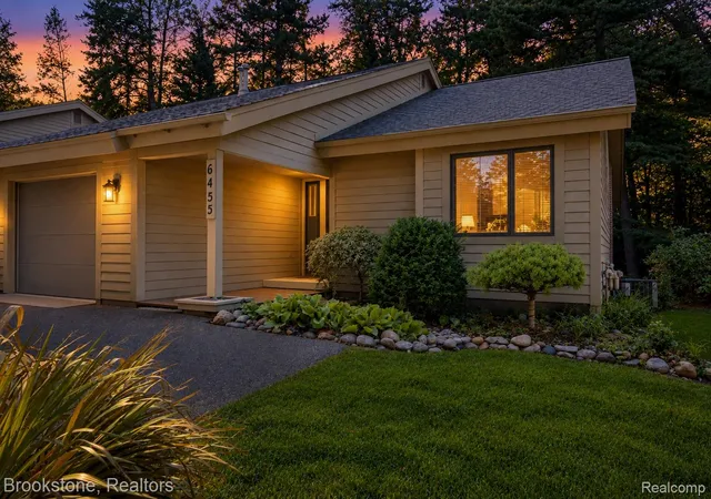 Condo for sale at 6455 Mission Ridge, Traverse City, MI 49686 | MLS# 20261086629