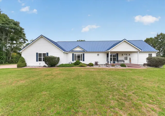 Photo 1 of Single family home for sale at 11600 Silver Lake Hwy, Brooklyn, MI 49230 | MLS# 81026056916 | Listing updated on 2026-10-30