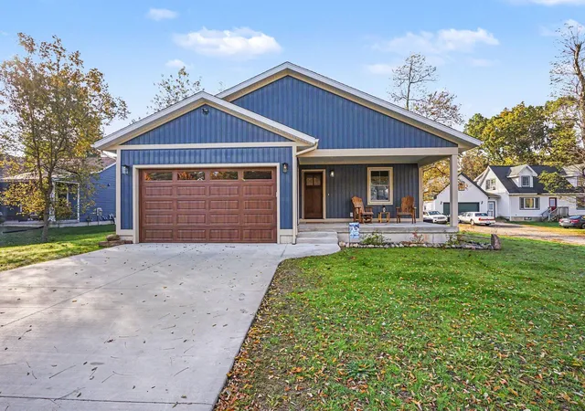 Single family home for sale at 5183 Anderson Rd, Montague, MI 49437 | MLS# 71026056925 | Listing updated on 2026-10-29