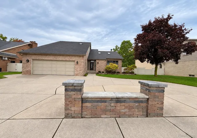 Single family home for sale at 437 N Charlesworth St, Dearborn Heights, MI 48127 | MLS# 20261086673