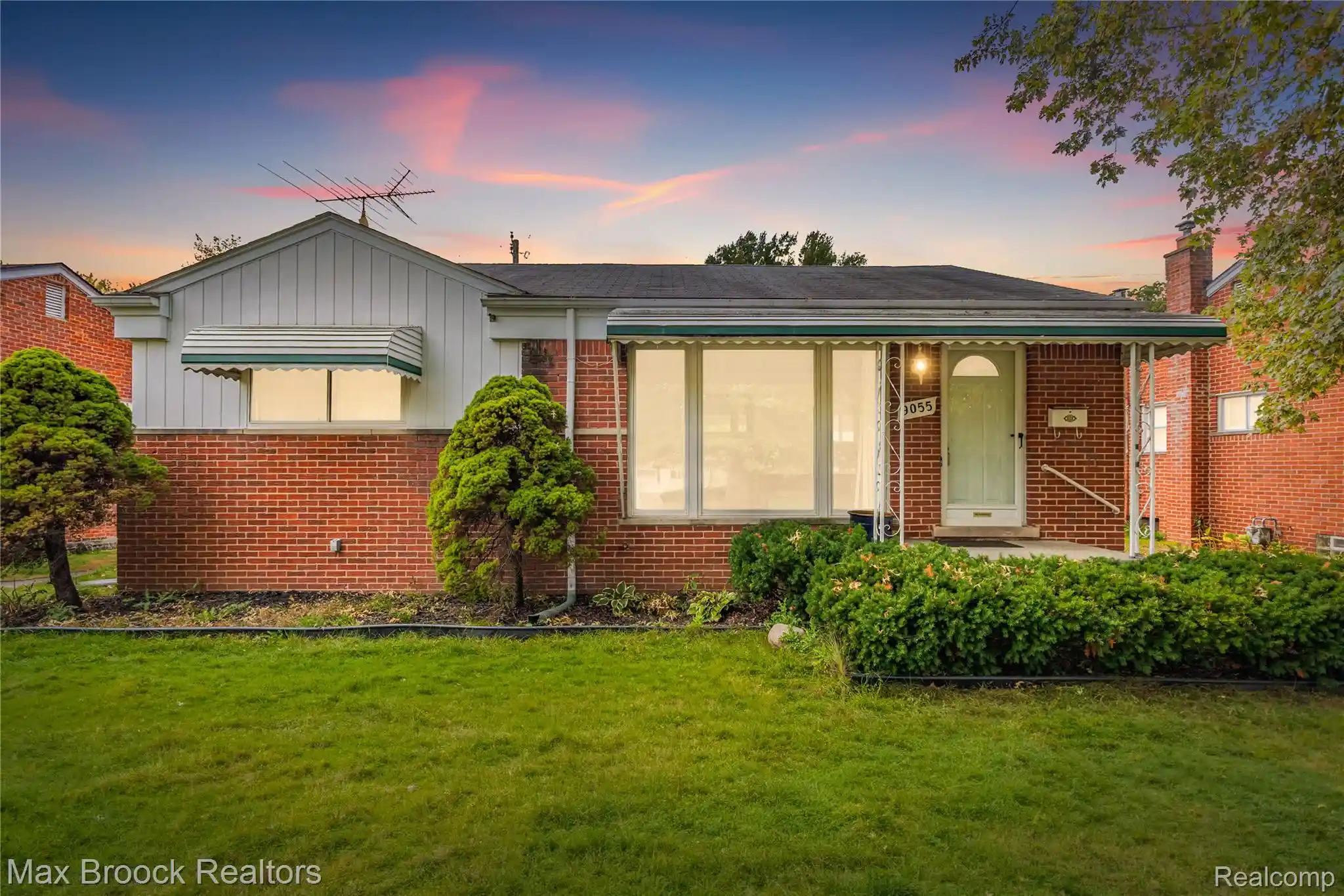 Photo 1 of Single family home for sale at 9055 Columbia, Redford, MI 48239 | MLS# 20261086680 | Listing updated on 2026-10-29