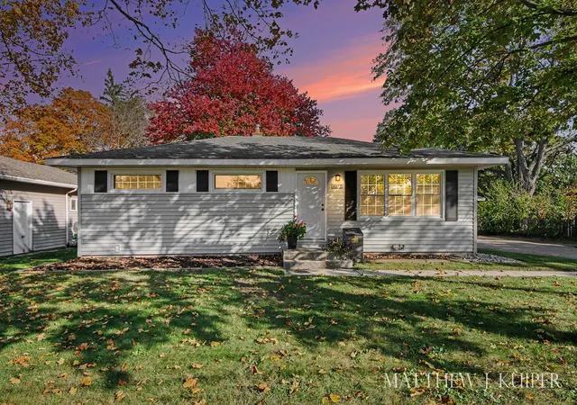 Photo 1 of Single family home for sale at 4072 Lila St Sw, Grandville, MI 49418 | MLS# 65026056938 | Listing updated on 2026-10-30