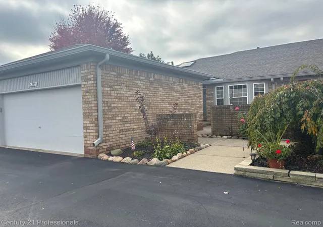 Condo for sale at 48755 Keystone Ct #47, Shelby Township, MI 48315 | MLS# 20261086716