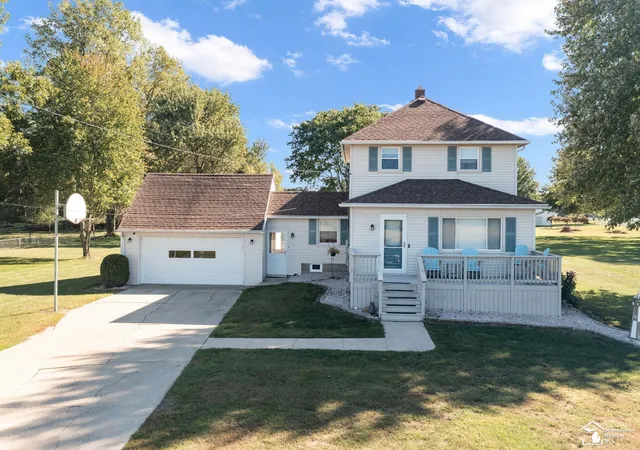 Single family home for sale at 4525 Section Rd, Ottawa Lake, MI 49267 | MLS# 57050226014 | Listing updated on 2026-10-30