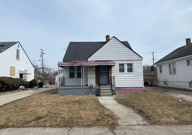 Photo 1 of Single family home for sale at 18612 Marx St, Highland Park, MI 48203 | MLS# 20261086758 | Listing updated on 2026-10-29
