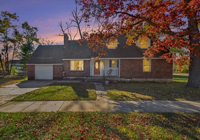 Photo 1 of Single family home for sale at 409 Plum St, Grayling, MI 49738 | MLS# 78080074878 | Listing updated on 2026-10-29