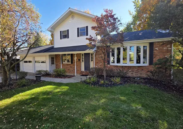 Photo 1 of Single family home for sale at 145 Lincoln St, Hudson, MI 49247 | MLS# 56050226024 | Listing updated on 2026-10-30
