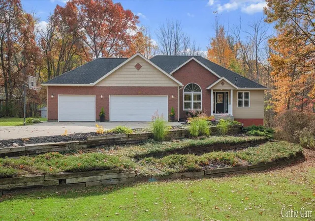 Photo 1 of Single family home for sale at 5284 14 Mile Ct Ne, Rockford, MI 49341 | MLS# 65026057027 | Listing updated on 2026-10-29
