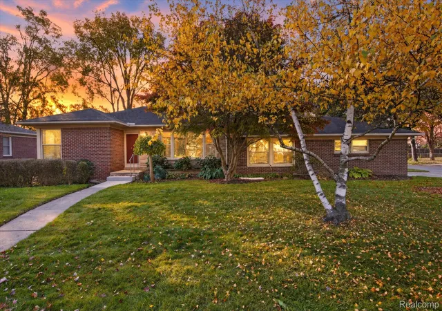 Photo 1 of Single family home for sale at 13771 Balfour St, Oak Park, MI 48237 | MLS# 20261086817 | Listing updated on 2026-10-28