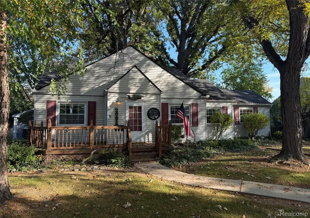 Photo 1 of Single family home for sale at 20619 Gaukler St, Saint Clair Shores, MI 48080 | MLS# 20261086826 | Listing updated on 2026-10-28