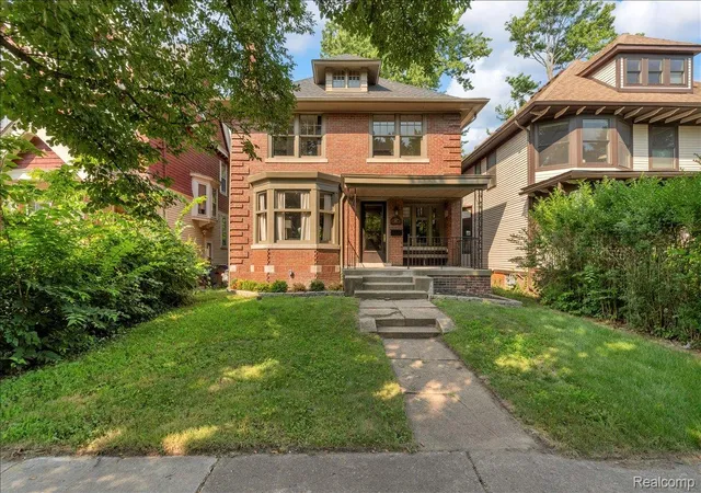 Photo 1 of Single family home for sale at 1807 Seyburn St, Detroit, MI 48214 | MLS# 20261086831 | Listing updated on 2026-10-28