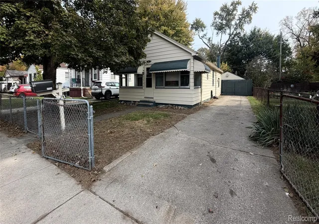 Photo 1 of Single family home for sale at 27334 Hales St, Madison Heights, MI 48071 | MLS# 20261086856 | Listing updated on 2026-10-29