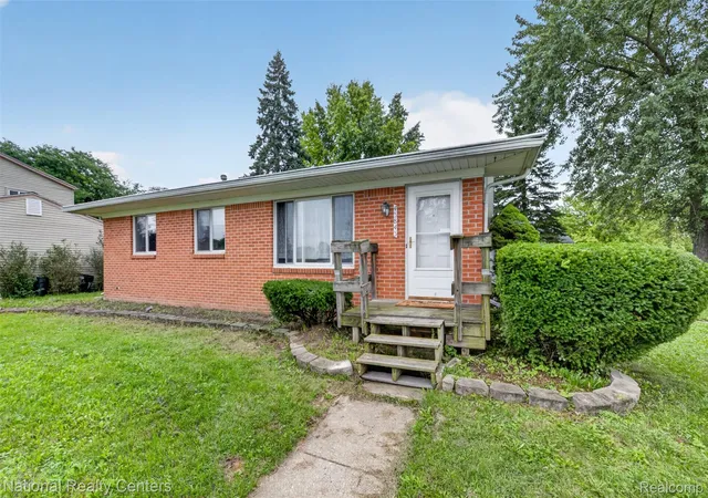 Photo 1 of Single family home for sale at 43843 Applewood Rd, Canton, MI 48188 | MLS# 20261086876 | Listing updated on 2026-10-28