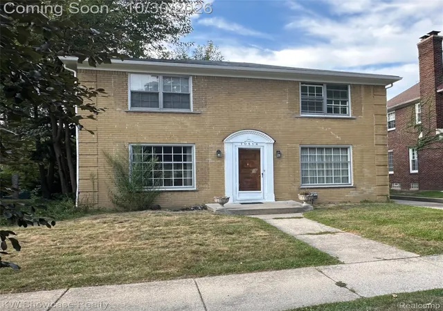 Single family home for sale at 10514 Elgin Ave, Huntington Woods, MI 48070 | MLS# 20261086888