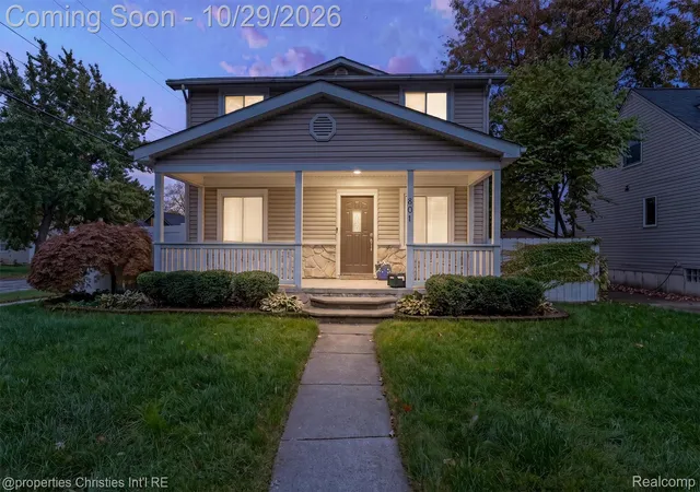 Photo 1 of Single family home for sale at 801 Park Ave, Royal Oak, MI 48067 | MLS# 20261087022 | Listing updated on 2026-10-29