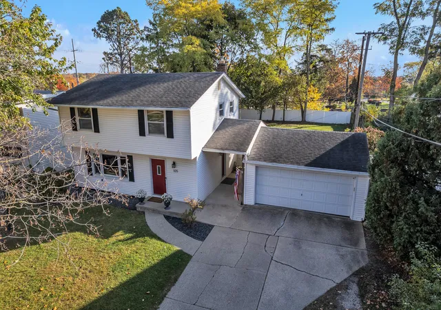 Single family home for sale at 105 Highlake Ave, Ann Arbor, MI 48103 | MLS# 81026057131