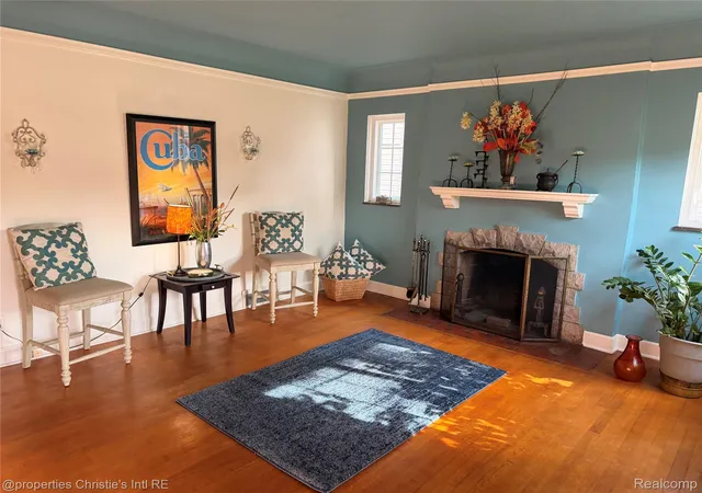 Photo 1 of Single family home for sale at 422 Manor St, Grosse Pointe Farms City Wayne, MI 48236 | MLS# 20261087089 | Listing updated on 2026-10-30