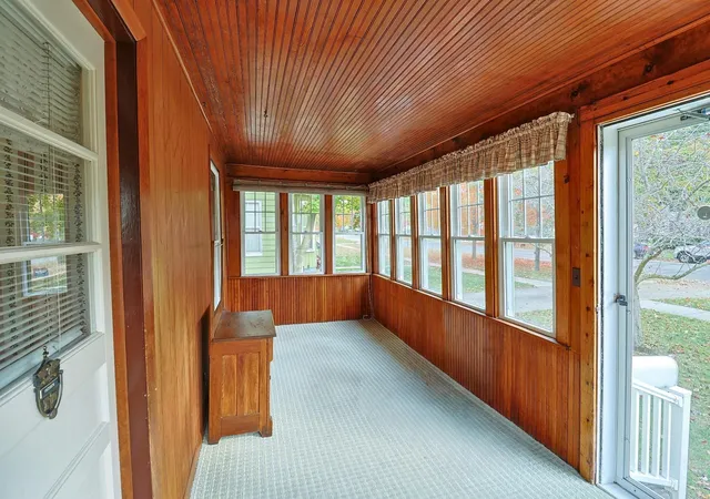Photo 3 of Single family home for sale at 309 E Andre Ave, Mount Pleasant, MI 48858 | MLS# 79080074912 | Listing updated on 2026-10-30