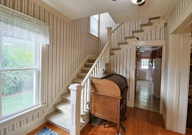 Photo 4 of Single family home for sale at 309 E Andre Ave, Mount Pleasant, MI 48858 | MLS# 79080074912 | Listing updated on 2026-10-30