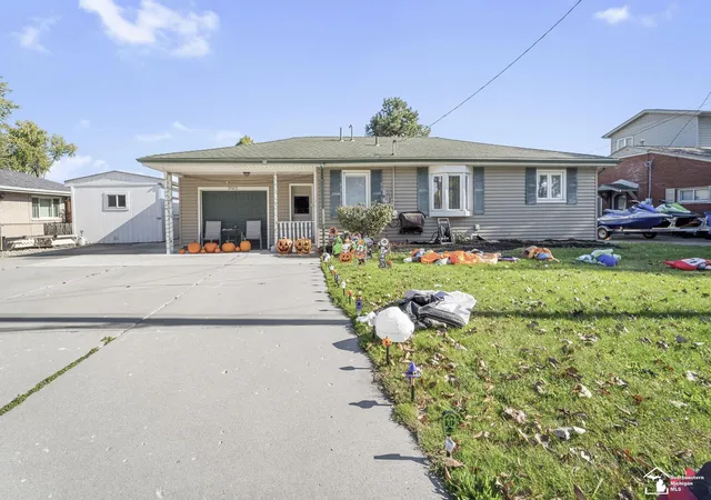 Single family home for sale at 29421 S Gibraltar Rd, Gibraltar, MI 48173 | MLS# 57050226122
